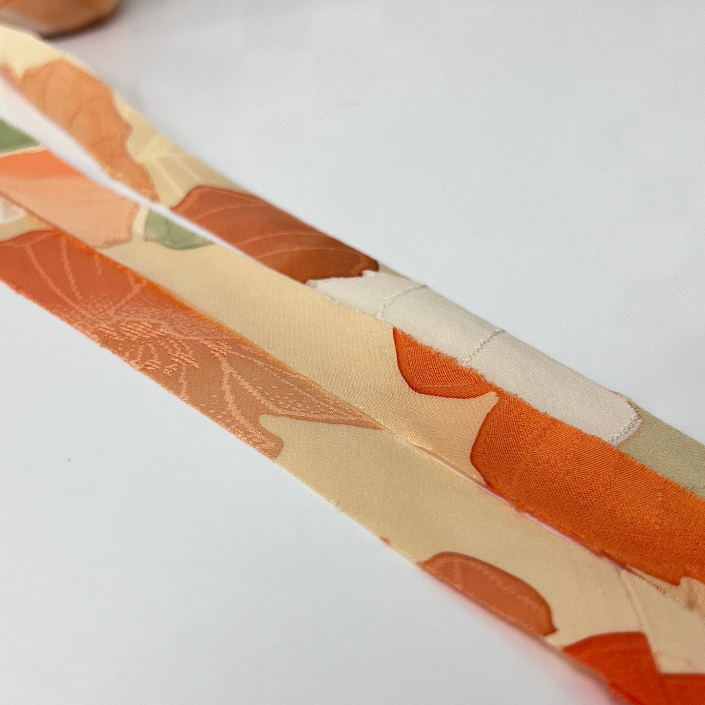 *Must check with Mr. Matsuura / Black with white kasuri pattern / crepe (Y02210002)