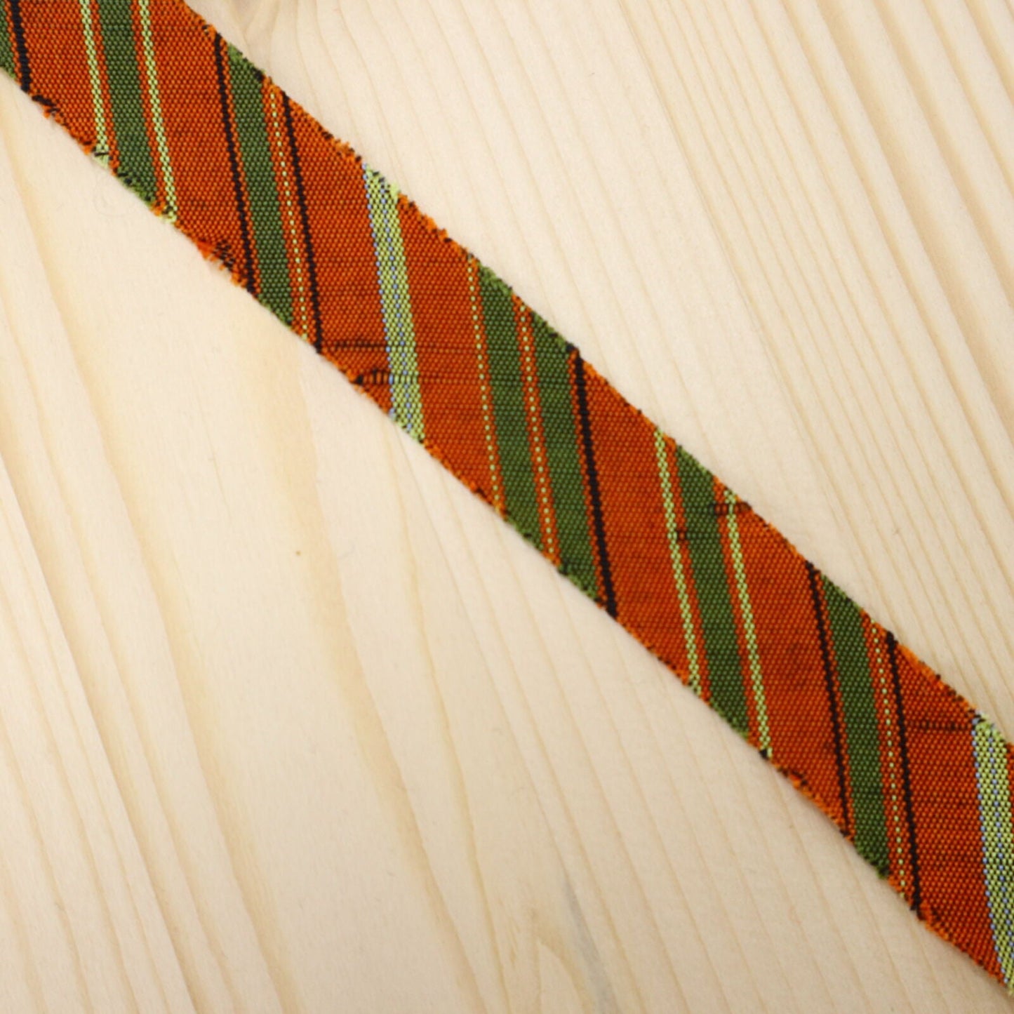 Orange/Chitose brown (yellow green) striped pattern (Y00000578)