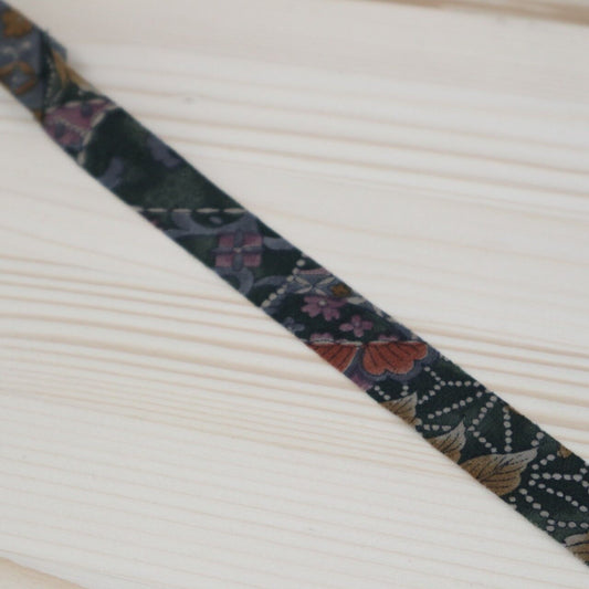 Dark greenish brown, Sarasa pattern (Y00000583)