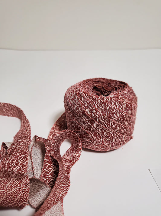 Red with mesh pattern (Y00010112)