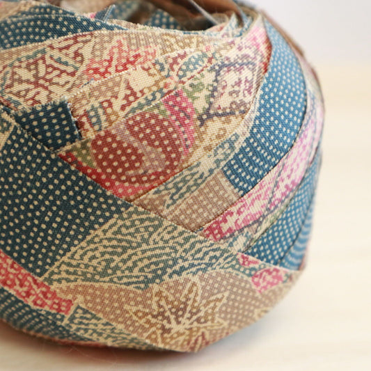 Light brown ground paper pattern Komon crepe (YY02008015)