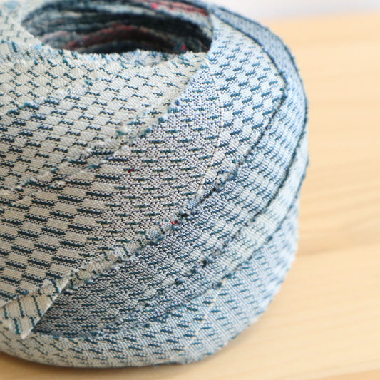 Gradation of blue and vermilion, kasuri pattern, pongee (YY02008094)