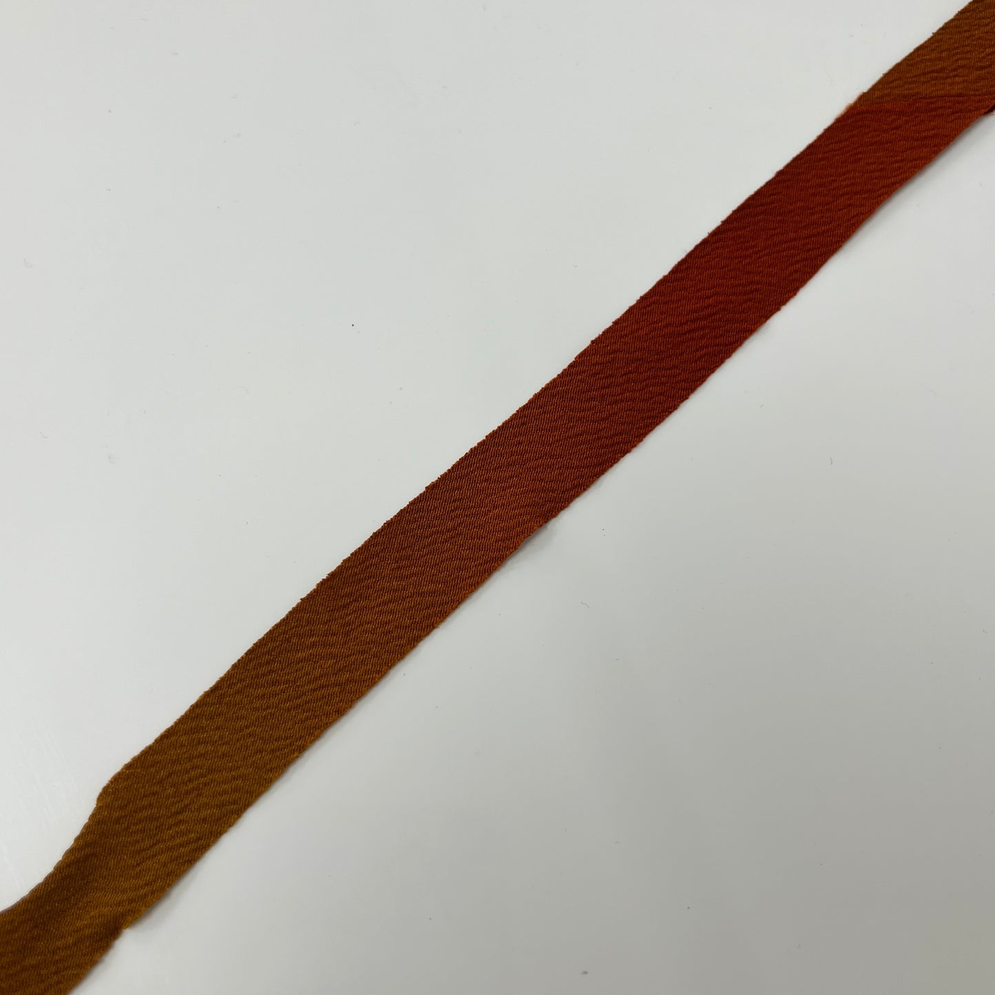 Orange to green gradation crepe (Y02309009)